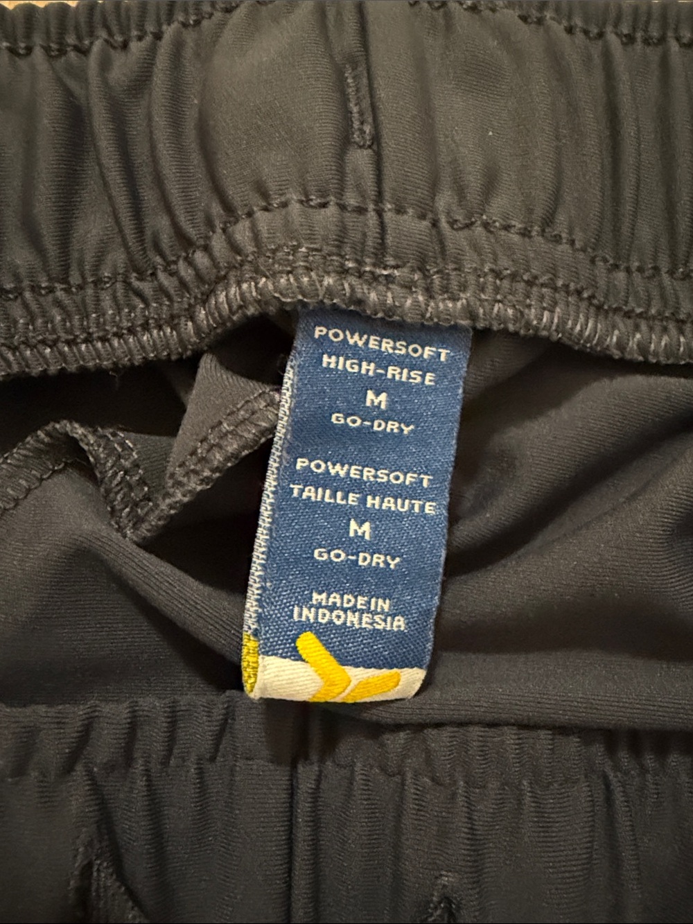 Old Navy High Rise PowerSoft Shorts, Navy Blue, sz M - Picture 4 of 9